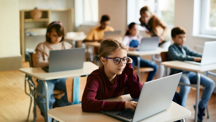 Nauczycielu, uzupełnij z pierwszoklasistami Test Bezpieczeństwa!